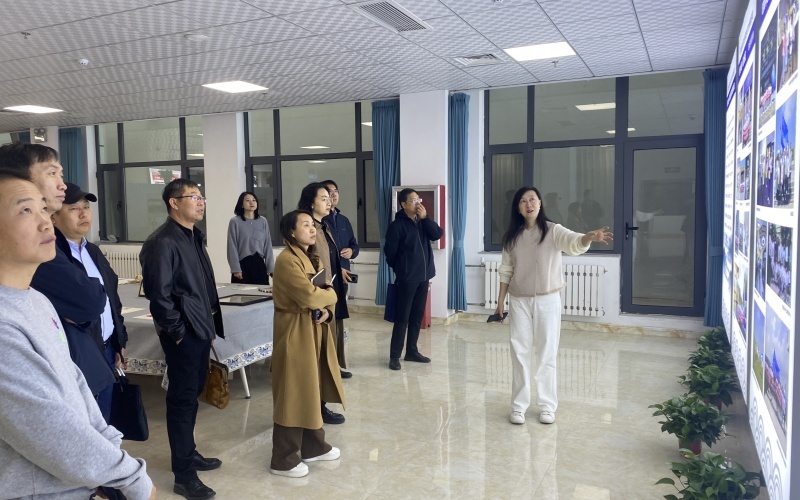 参观现场2.jpg